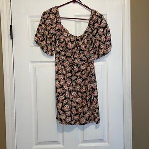 Forever 21 Puff Sleeve floral dress